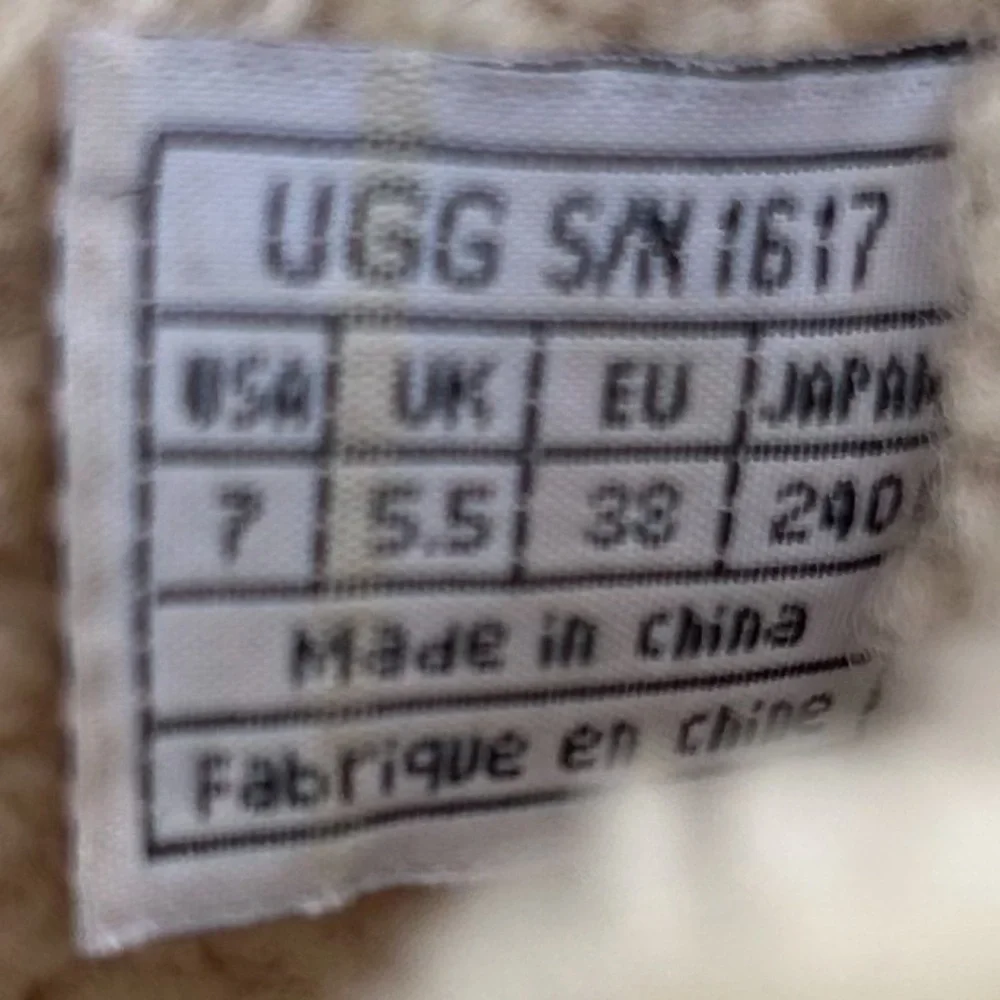 UGG Women's Tan Shearling Lined Boots